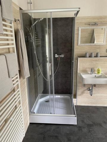 Ferienhaus Naehe Bad-Gandersheim Mit 5 Schlafzimmer Winzenburg المظهر الخارجي الصورة
